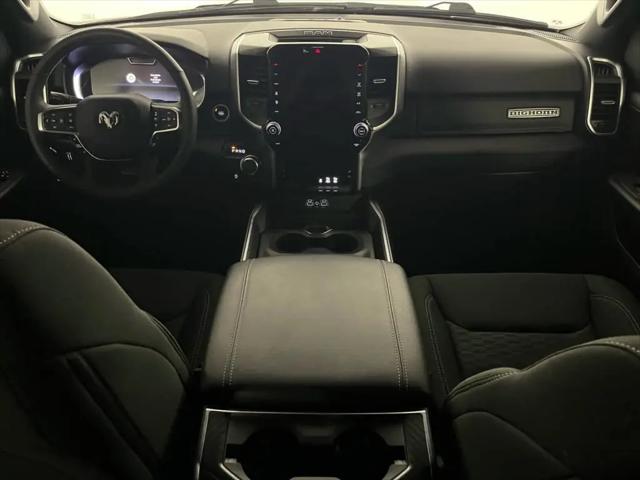 2025 Ram 1500 Big Horn Crew Cab 4x2 64 Box