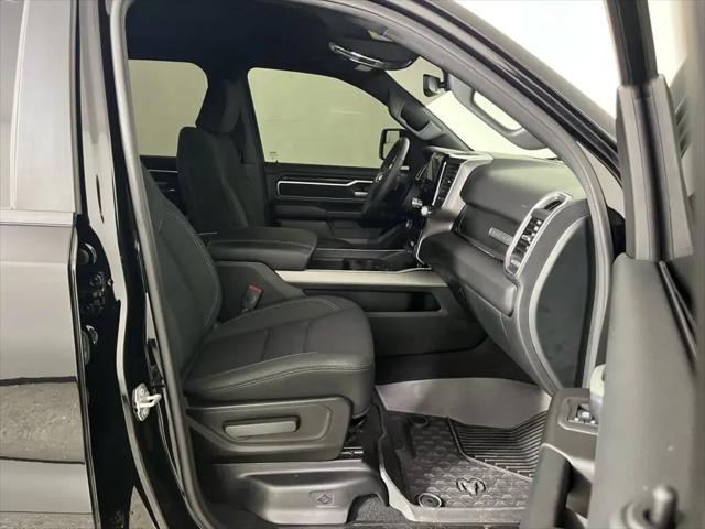 2025 Ram 1500 Big Horn Crew Cab 4x2 64 Box