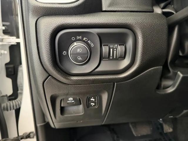 2023 Ram 1500 Laramie Crew Cab 4x4 57 Box