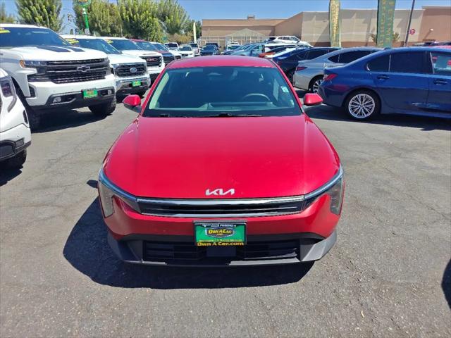 2025 Kia K4 LXS