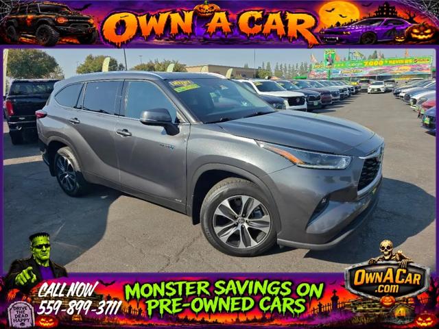 2021 Toyota Highlander Hybrid XLE for sale in Fresno, CA