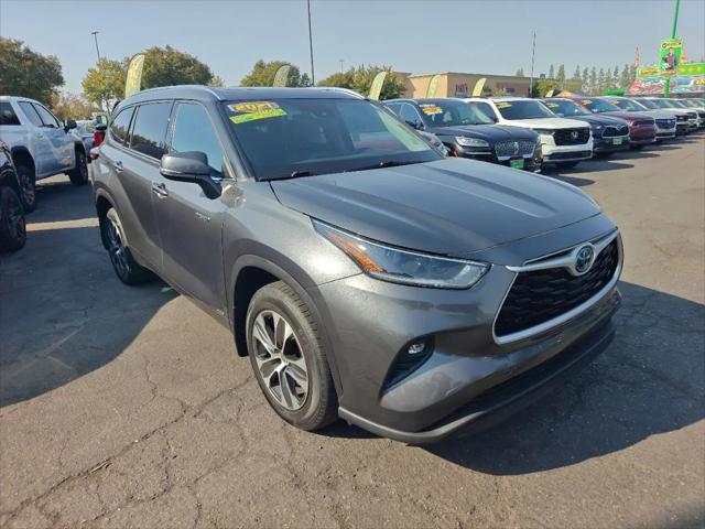 2021 Toyota Highlander Hybrid XLE