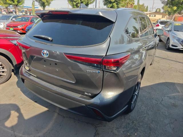 2021 Toyota Highlander Hybrid XLE
