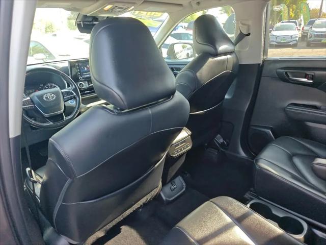 2021 Toyota Highlander Hybrid XLE