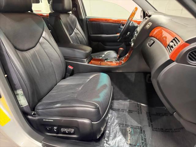2004 Lexus LS 430 LS 430