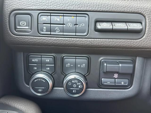 2021 GMC Yukon 4WD Denali