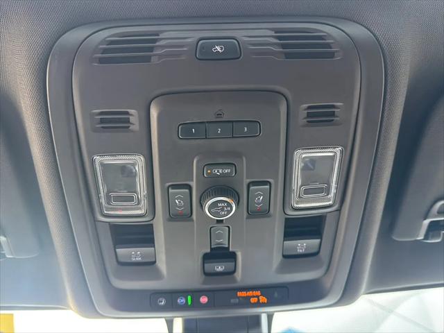2021 GMC Yukon 4WD Denali