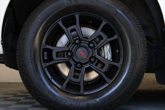 2021 Toyota Sequoia SR5