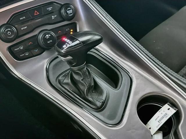 2022 Dodge Challenger SXT