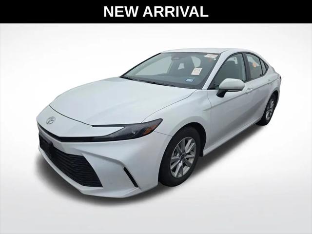 2025 Toyota Camry LE for sale in Crystal Lake, IL