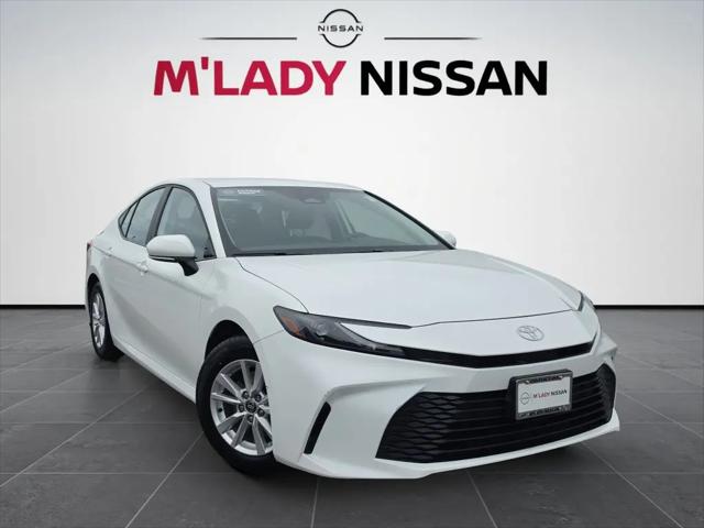 2025 Toyota Camry LE for sale in Crystal Lake, IL
