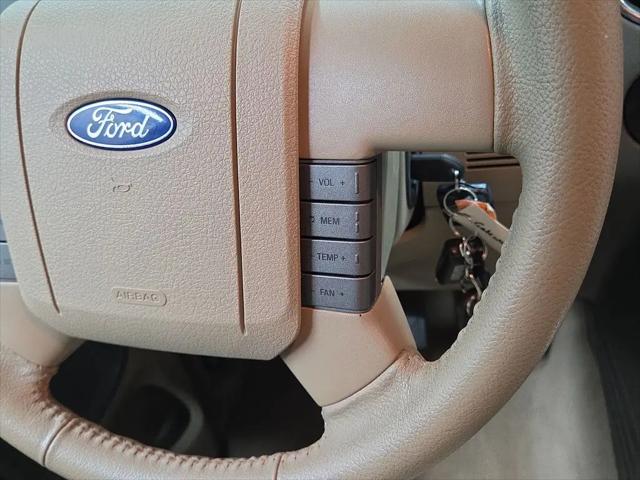 2005 Ford F-150 XLT
