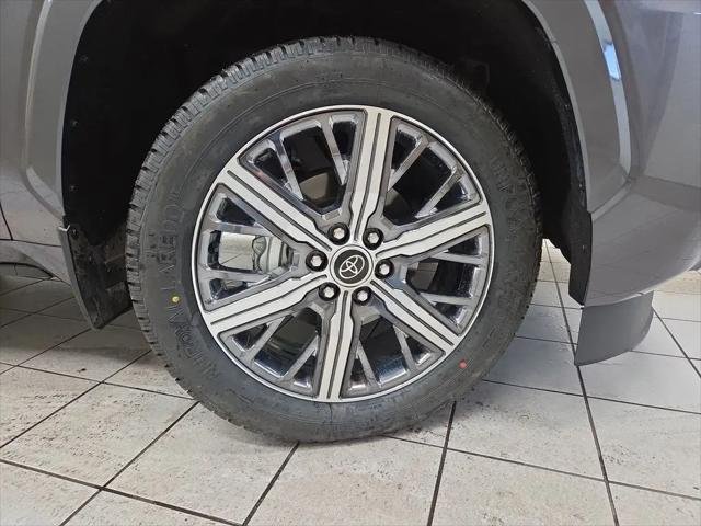 2023 Toyota Sequoia SR5
