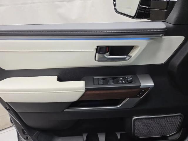 2023 Toyota Sequoia SR5
