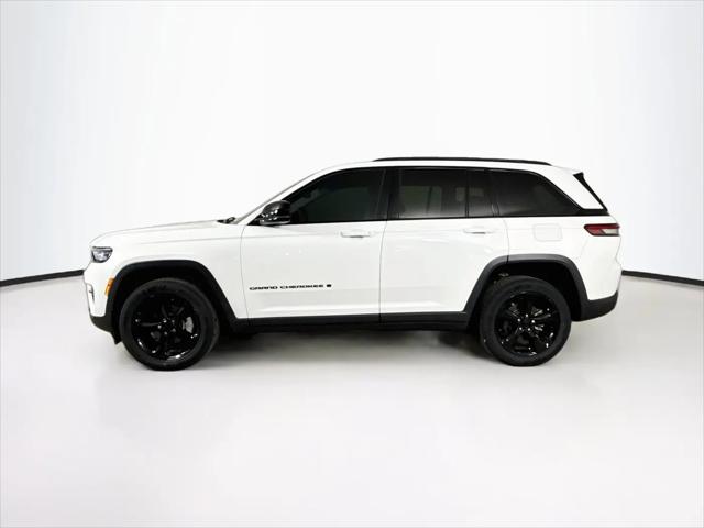 2023 Jeep Grand Cherokee Limited 4x2