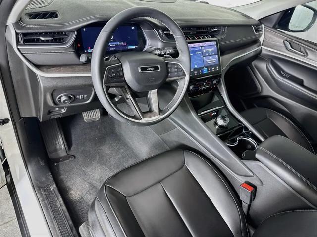 2023 Jeep Grand Cherokee Limited 4x2