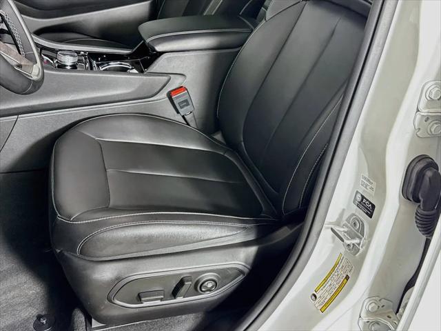 2023 Jeep Grand Cherokee Limited 4x2