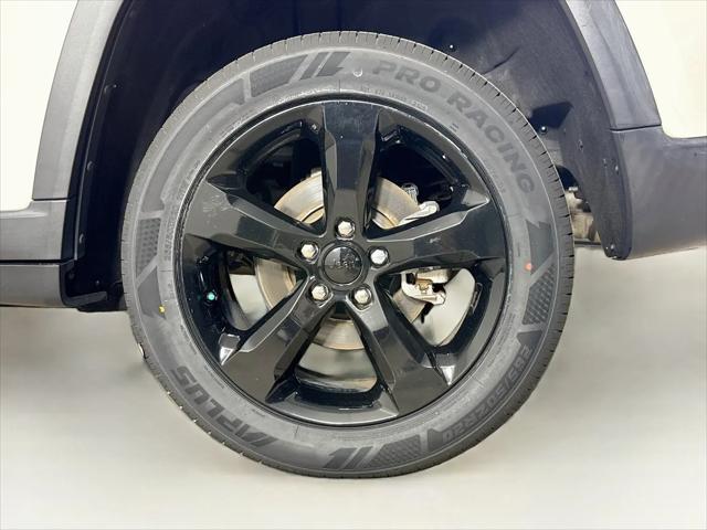 2023 Jeep Grand Cherokee Limited 4x2