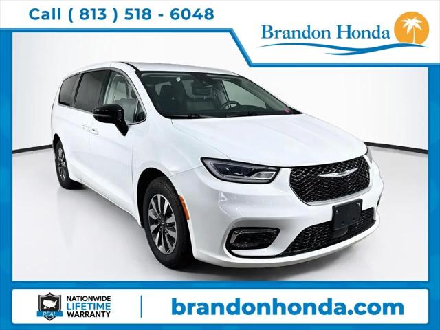 2024 Chrysler Pacifica Hybrid Select for sale in Tampa, FL