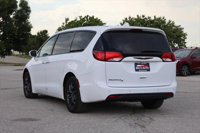 2018 Chrysler Pacifica Touring Plus
