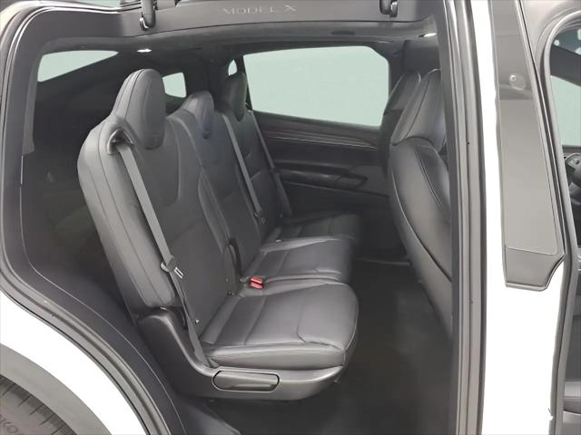 2023 Tesla Model X Standard Range