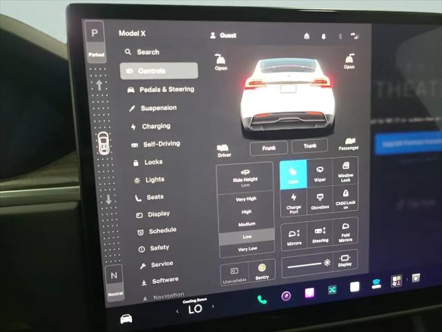 2023 Tesla Model X Standard Range