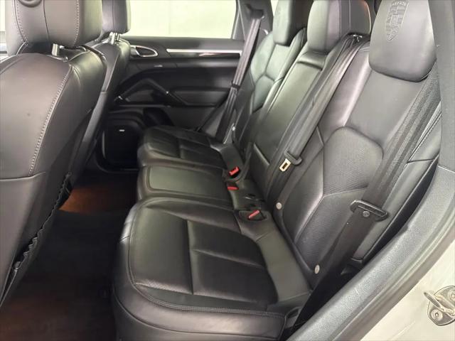 2014 Porsche Cayenne Platinum Edition