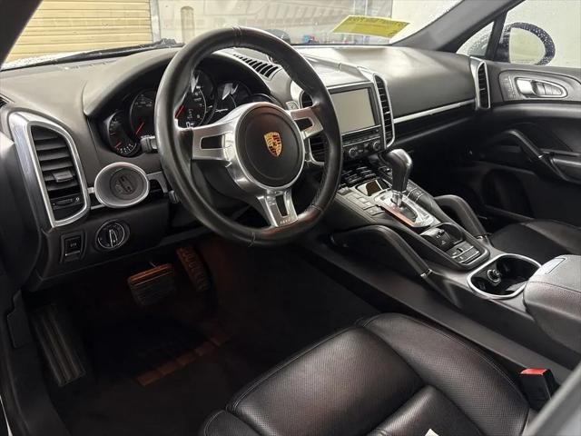2014 Porsche Cayenne Platinum Edition
