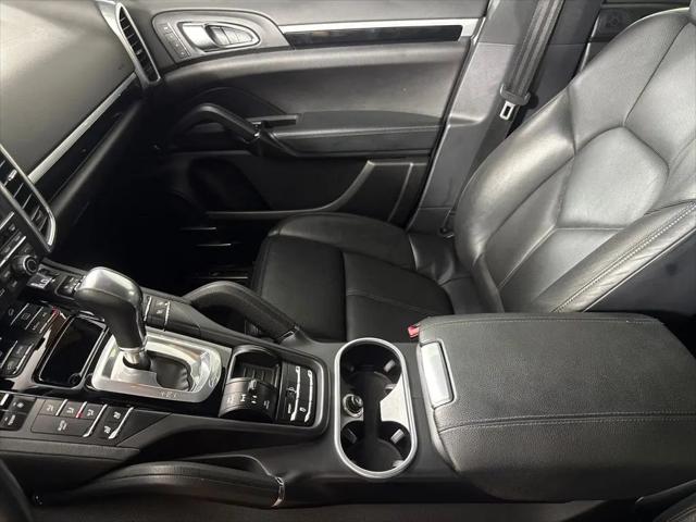 2014 Porsche Cayenne Platinum Edition