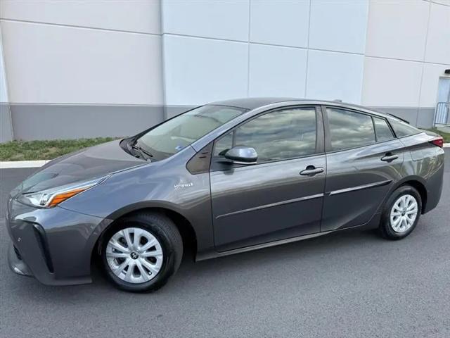 2021 Toyota Prius L Eco