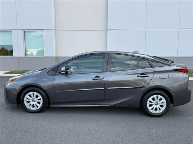 2021 Toyota Prius L Eco