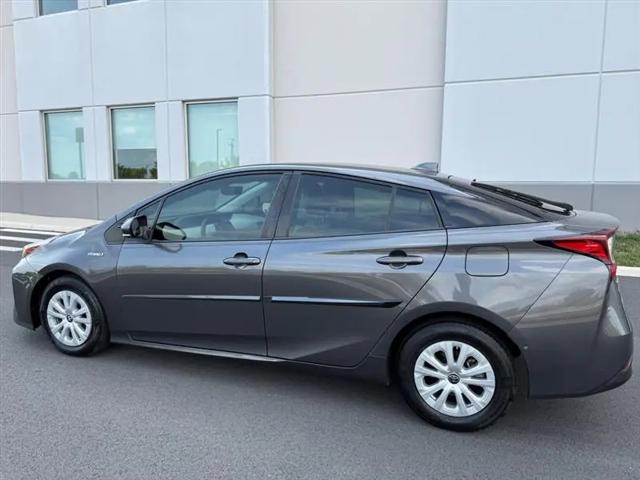 2021 Toyota Prius L Eco