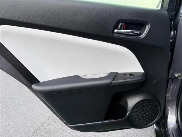 2021 Toyota Prius L Eco