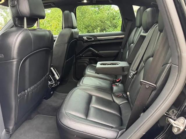 2015 Porsche Cayenne S