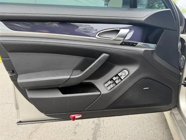 2011 Porsche Panamera Panamera
