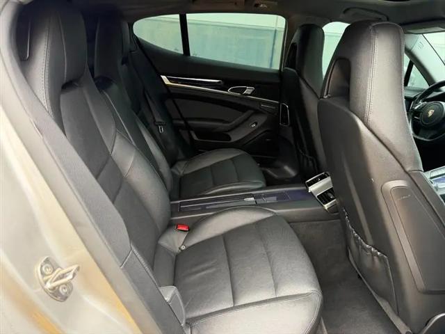 2011 Porsche Panamera Panamera