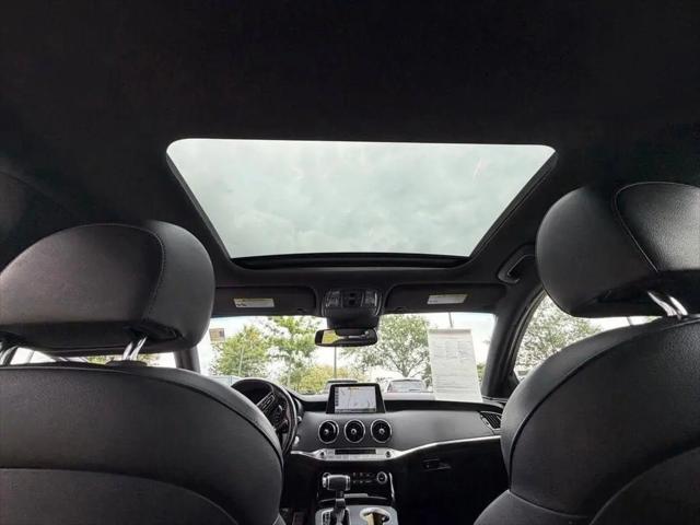 2019 Kia Stinger GT1
