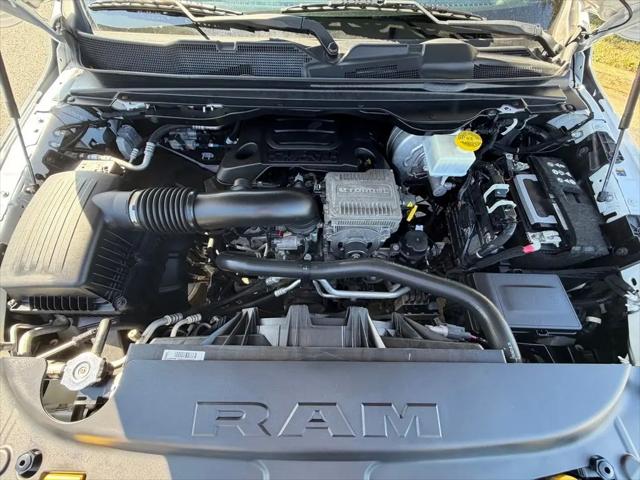 2024 Ram 1500 Big Horn Crew Cab 4x4 57 Box