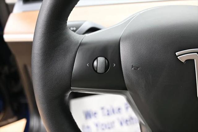 2022 Tesla Model 3 Rear-Wheel Drive