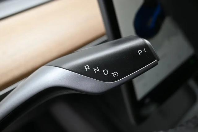 2022 Tesla Model 3 Rear-Wheel Drive