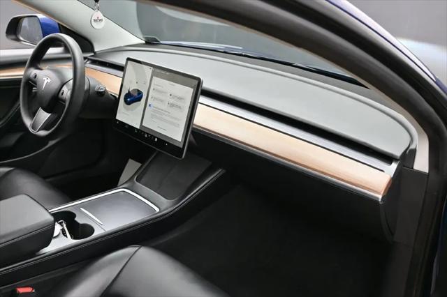 2022 Tesla Model 3 Rear-Wheel Drive
