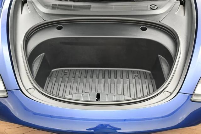 2022 Tesla Model 3 Rear-Wheel Drive