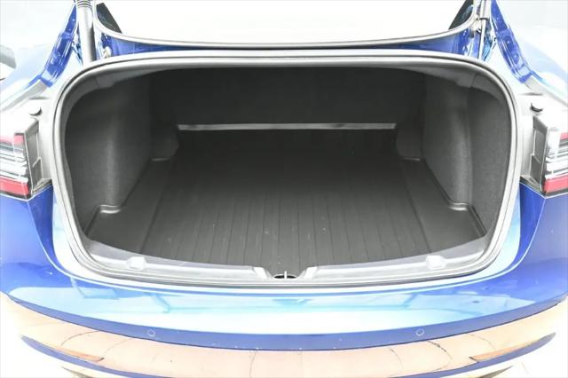 2022 Tesla Model 3 Rear-Wheel Drive