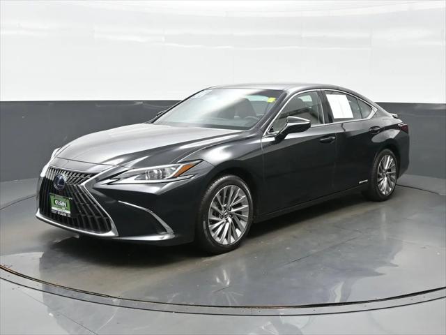 2022 Lexus ES 300h Luxury
