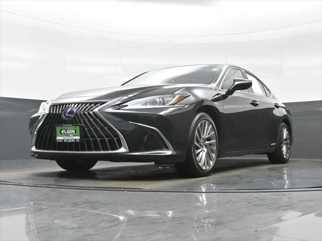 2022 Lexus ES 300h Luxury