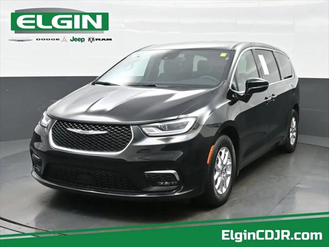 2024 Chrysler Pacifica Touring for sale in Streamwood, IL