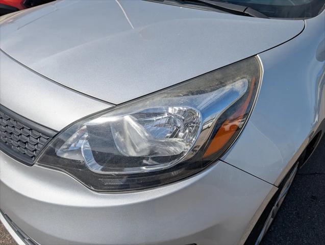 2016 Kia Rio LX