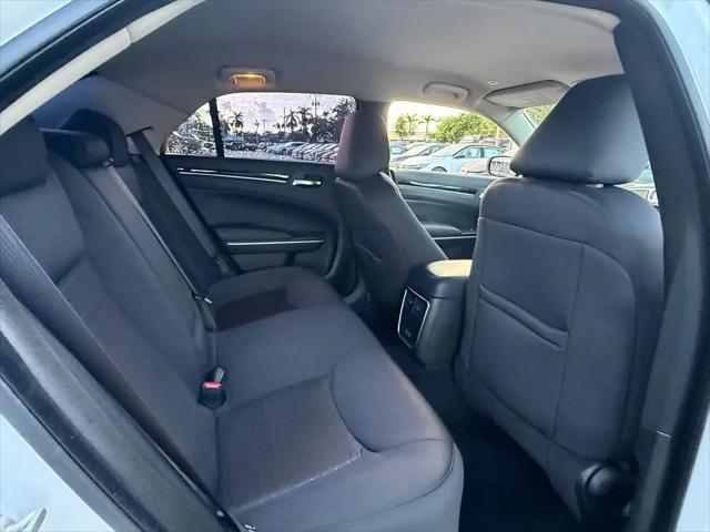 2023 Chrysler 300 Touring