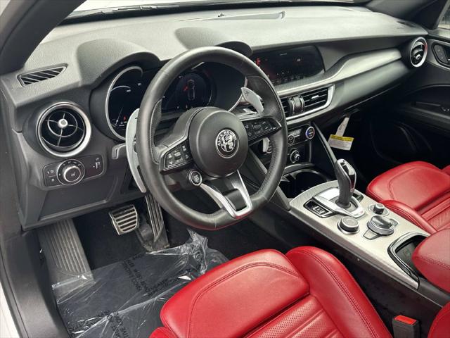 2025 Alfa Romeo Stelvio Sprint AWD 2025 Alfa Romeo Stelvio Sprint AWD