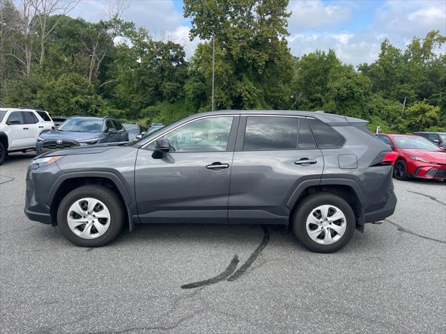 2025 Toyota RAV4 LE 2025 Toyota RAV4 LE